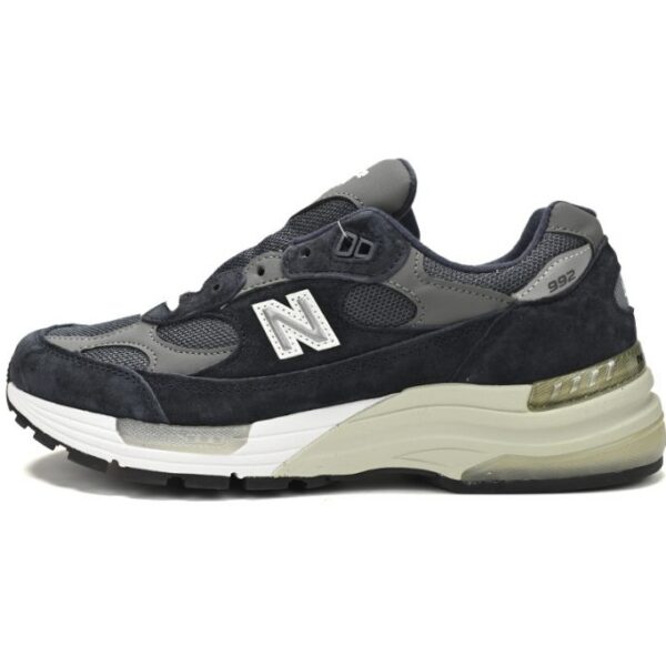 New Balance 992 White, black, and gray OKLU2026893