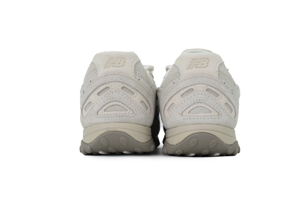 New Balance 204L ‘Timberwolf Linen’ OKLU2026898