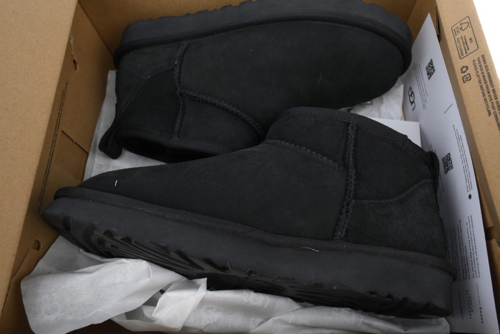UGG Classic Ultra Mini Black OKLU2026974