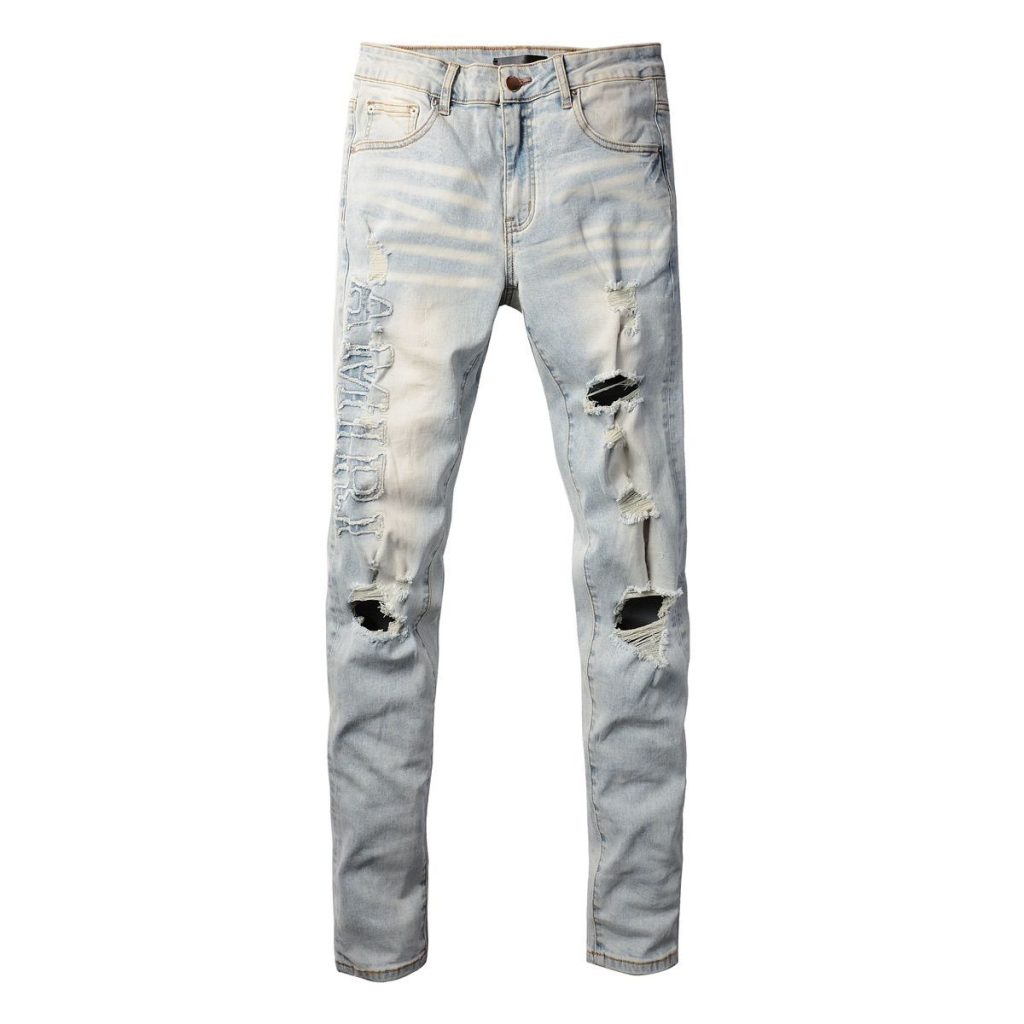 Amiri Embossed Logo Light Wash Jeans OKZY202602