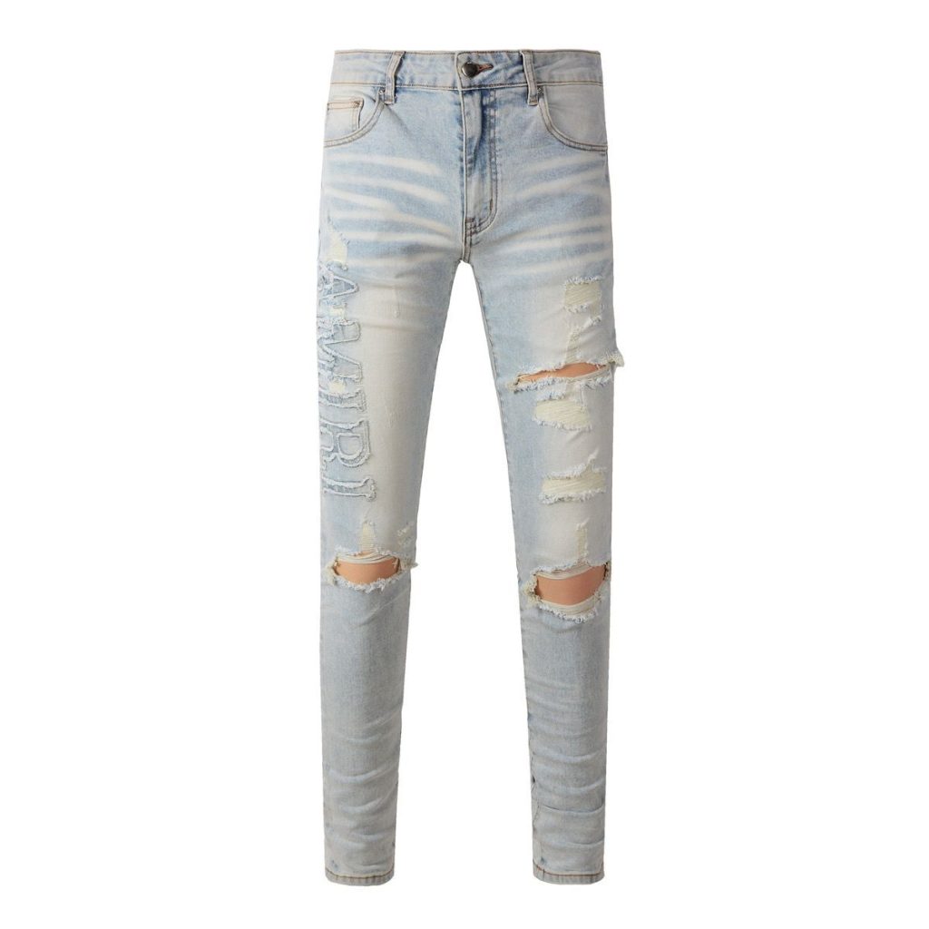 Amiri Embossed Logo Light Wash Jeans OKZY202602