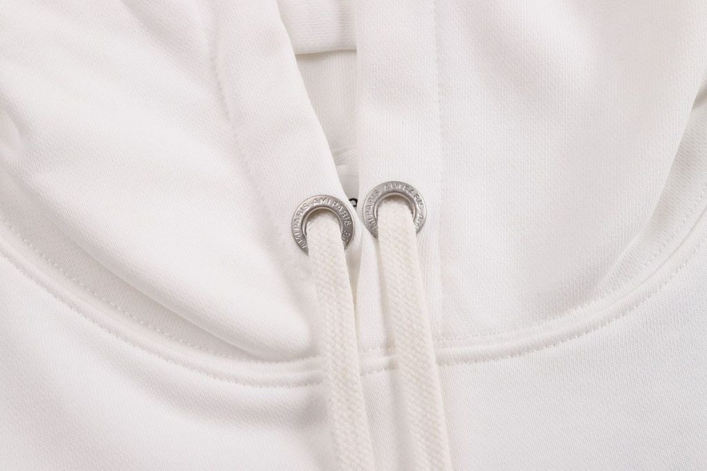AMI Heart Logo Patch Hoodie White OKZY20261000