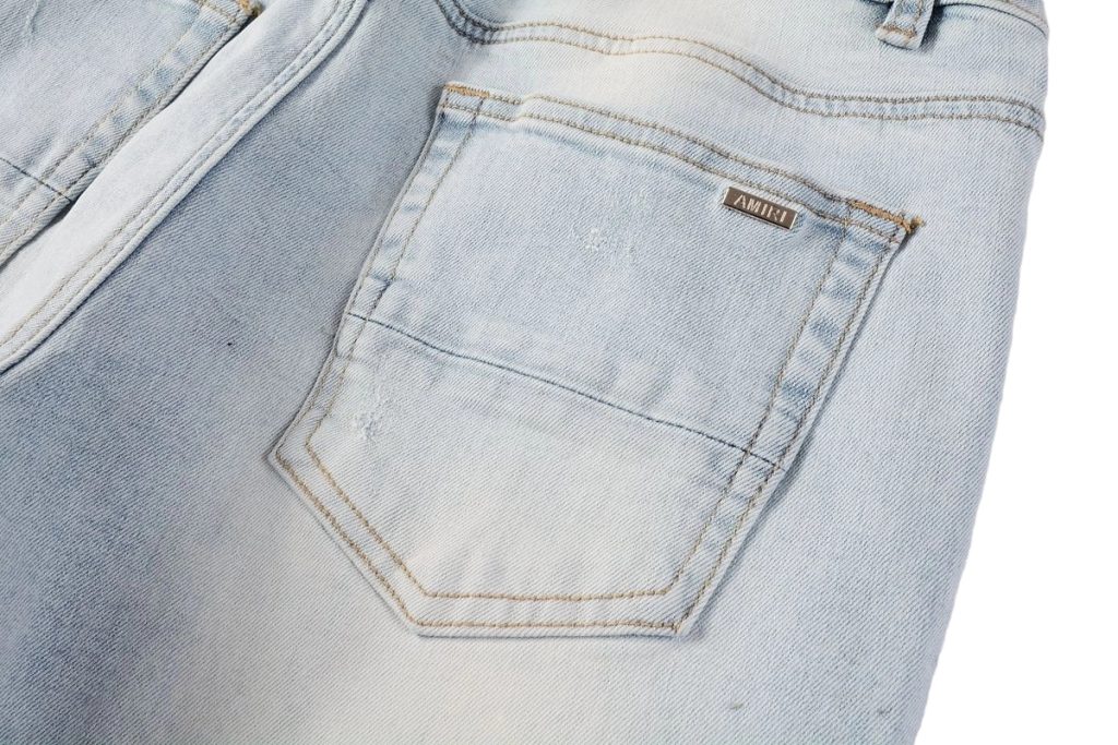 Amiri Jeans with drilled holes OKZY202614