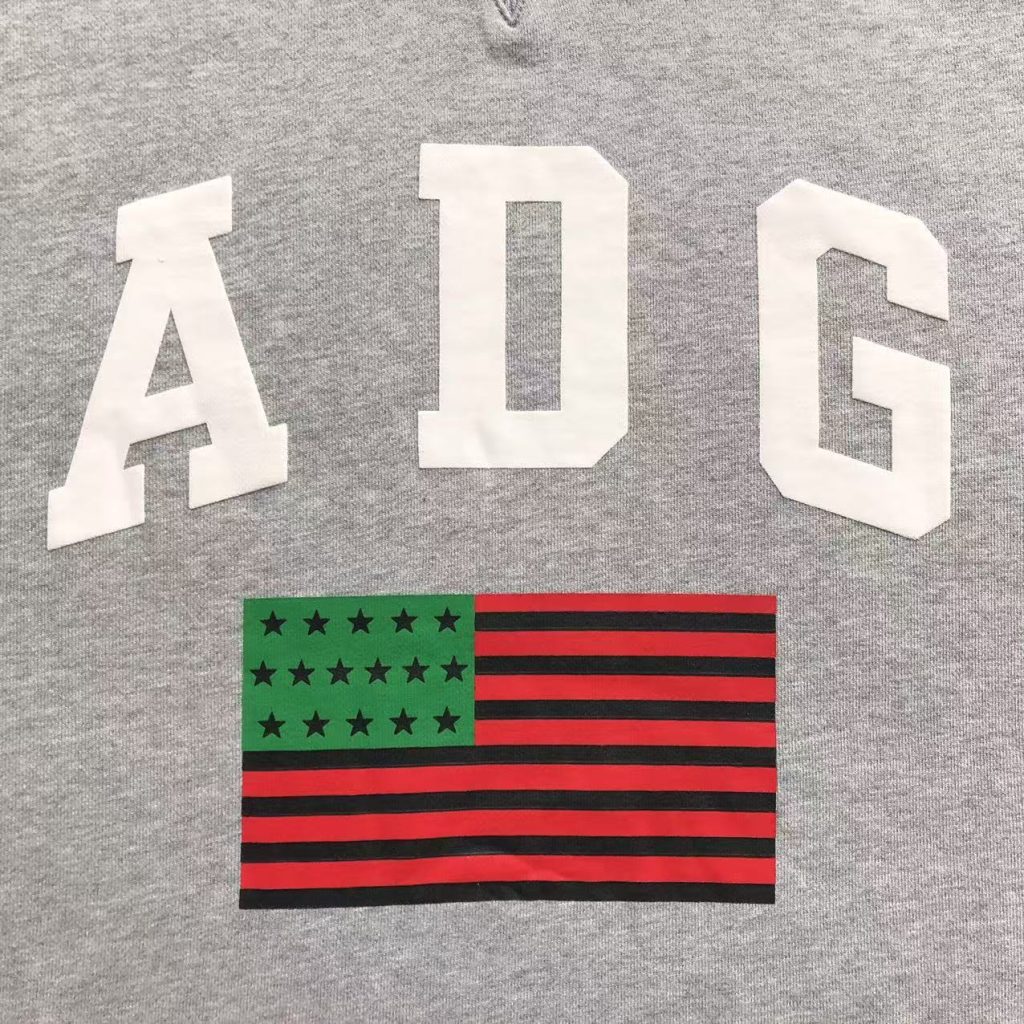 Denim Tears ADG Flag Logo Crewneck Sweatshirt Heather Grey OKZY20261595