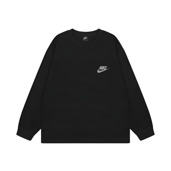 Nike Small Chest Logo Long Sleeve Tee Black OKZY20261638