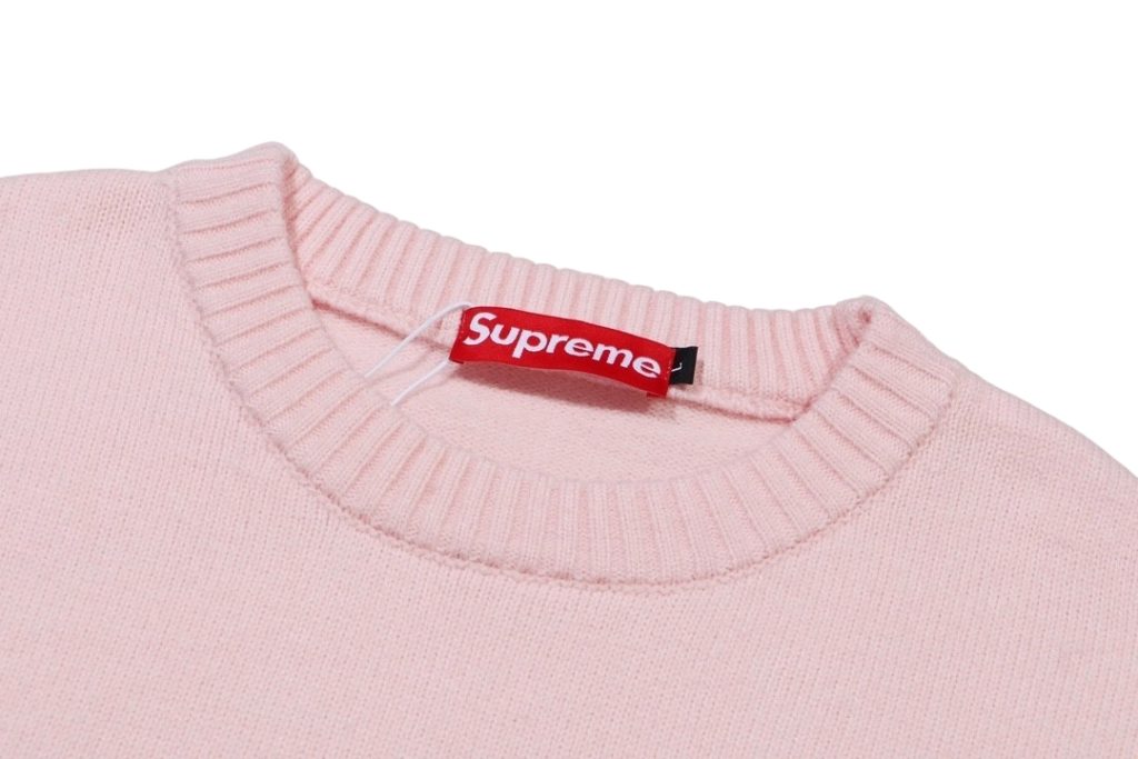 Supreme Small Gothic Embroidered Logo Knit Sweater Light Pink ( Sweater) OKZY20261782