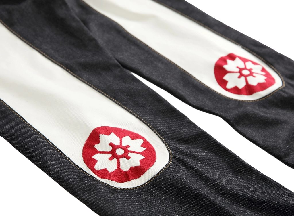 Evisu white cherry blossom print embroidered jeans OKZY2026374