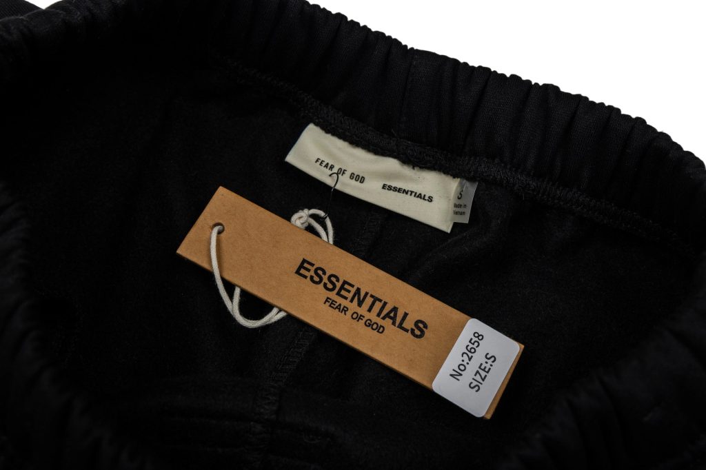 Essentials Arch Logo Black Hoodie OKZY2026522
