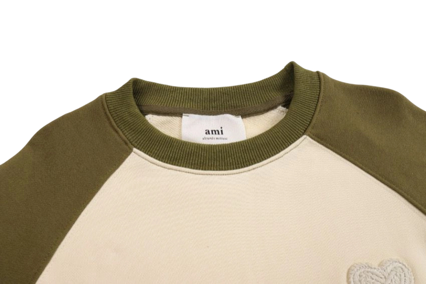 AMI White Heart Logo Olive Raglan Sweatshirt OKZY2026879