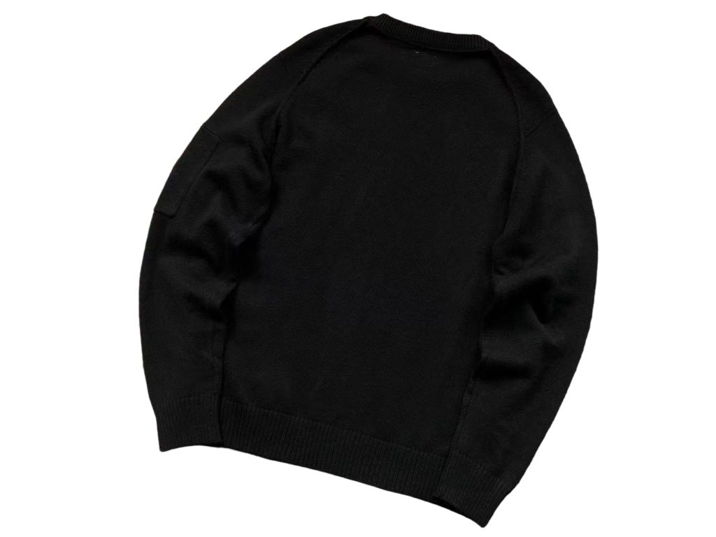 C.P. Company Arm Lens Pocket Black Crew Neck Sweater OKZY2026906