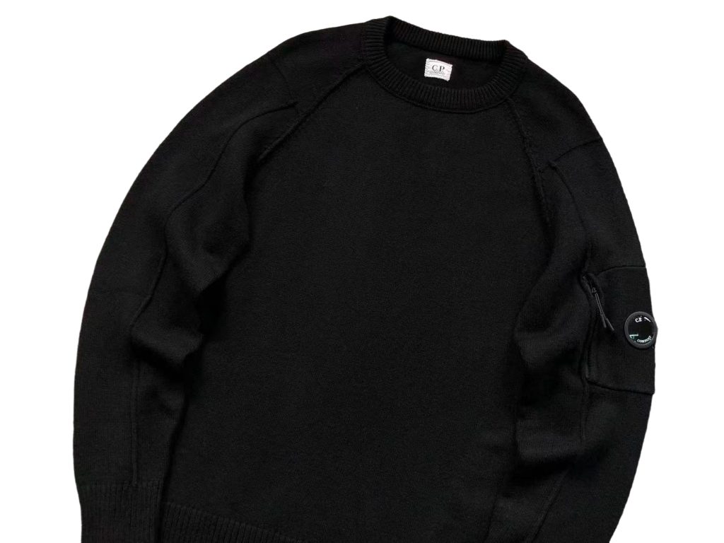 C.P. Company Arm Lens Pocket Black Crew Neck Sweater OKZY2026906